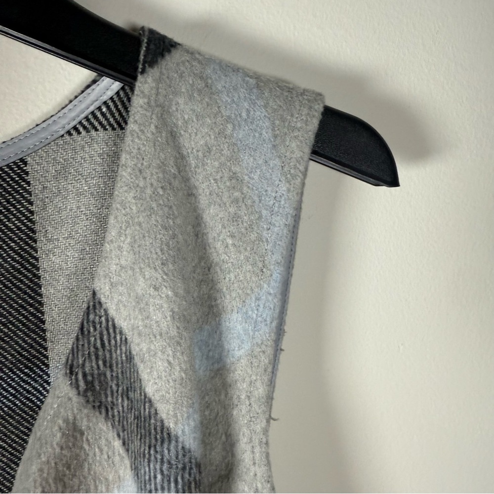 Favlux Long Wool Blend Gray Blue Plaid Cardigan Sweater Vest Size Large - Picture 4 of 14